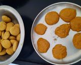 A picture of step 3 of Gud poli jaggery roti.