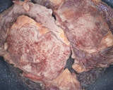 Foto del paso 7 de la receta: Black Angus sobre parmentier de cebolla caramelizada, patatas asadas y espárragos trigueros