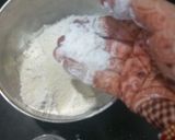 A picture of step 2 of Potato Curl Rolls.
