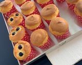 Foto langkah ke 6 dari resep Hokkaido chiffon blueberry cup cake.