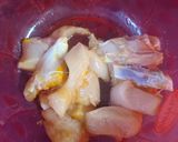 A picture of step 1 of Chicken vadaga curry.