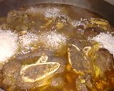Foto del paso 3 de la receta: Osobuco al Malbec y azafrán con arroz