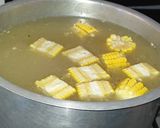 Foto del paso 2 de la receta: Caldo de pollo 🐔 (bien cargado) 😋