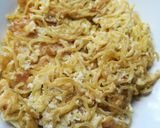 A picture of step 5 of Noodle "omellett"".