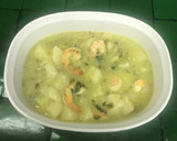 Foto del paso 3 de la receta: Camarones con papas en tomate verde  ©
