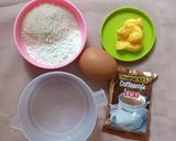 Foto langkah ke 1 dari resep Roti Panggang Isi Keju Topping Ala 'Roti Boy'.