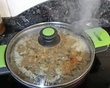 Foto del paso 4 de la receta Arroz de verduras con algas chipirones y gambas