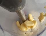 Foto del paso 2 de la receta: Pan de ajo con queso. Delicioso y crujiente