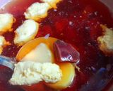Hình bước làm 2 của món Canh củ dền, su hào, cà rốt nấu giò sống