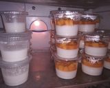 Foto langkah ke 3 dari resep Puding sutra toping mangga.