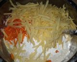 Foto langkah ke 1 dari resep Bakwan Kentang Wortel.