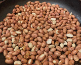 Foto del paso 1 de la receta: Maní tostado salado 🥜🍺