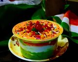 ট্রাই কালার মুজ কেক(tri colour mousse cake recipe in Bengali) রেসিপির ধাপ 3 ছবি