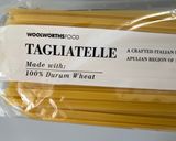 A picture of step 1 of Fettuccine Pasta with Seafood in Gravy Sauce (Rad-Na Taley).