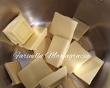 Foto del passaggio 6 della ricetta Biscotti Pasquali glassati al latte e cioccolato bianco 👩‍🍳❤️