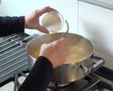 Foto del paso 6 de la receta Crema de calabaza y manzana (Halloween)