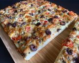A picture of step 9 of Focaccia Puttanesca.
