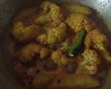 ফুলকপি আলু দিয়ে কাতলা মাছের ঝোল(Phoolkopi aloo diye katla macher jhol recipe in Bengali) রেসিপির ধাপ 4 ছবি