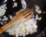Foto del paso 1 de la receta: Budín de zapallo Italiano y camarones
