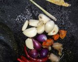Foto langkah ke 3 dari resep Gulai Ikan Bawal (Pomfret Curry).