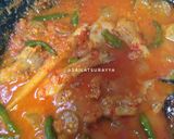 Foto langkah ke 5 dari resep Asam Pedas Ikan Lomek.
