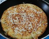 A picture of step 5 of Potato Egg Cheese Omelette.