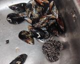Foto del paso 3 de la receta: 🍝 Espaguetis con mejillones y tomate 🐚