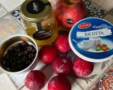 Ricottás-áfonyás-ringlószilvás gyümölcstorta recept fázis 2 fotója