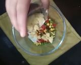 A picture of step 10 of Penko Chicken Cups, Scrambled Egg Salad.