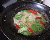 A picture of step 4 of Raw Tamarind chutney.