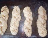 Une image de l'étape 7 de Pain aux noix et aux figues sèches.