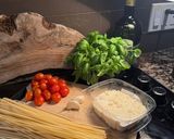A picture of step 1 of 1 pot tomato pasta 🍝.