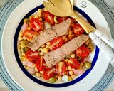 Foto del paso 5 de la receta: Ensalada de garbanzos con encurtidos y ventresca de atún