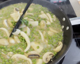 Foto del paso 6 de la receta: Sepia con guisantes y champiñones