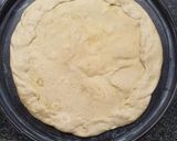 ચીઝ ક્રસ્ટ પીઝા (Cheese Crust Pizza Recipe in Gujarati) રેસીપી સ્ટેપ3ફોટો
