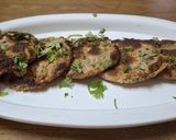 A picture of step 4 of Nutri mini thalipith.