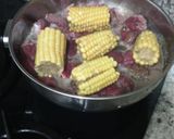 Foto del paso 2 de la receta: Carne guisada con papas y maíz 🌽
