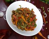 A picture of step 6 of Shredded beef and veggies sauce.