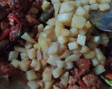 Foto langkah ke 5 dari resep Sambel Goreng Kentang Ati.