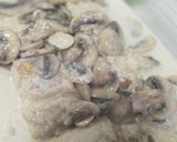 Foto del paso 6 de la receta: Merluza en salsa de champiñones
