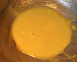 A picture of step 4 of Mango Popsicles.