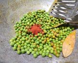 A picture of step 9 of Methi Matar Malai.