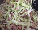 Foto del paso 4 de la receta: Ensalada de repollo y tocino