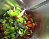 Foto del paso 3 de la receta: Conejo con tomate en Thermomix ¡que no falte pan!