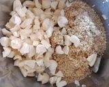 A picture of step 1 of Navaratan Korma.