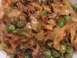Cabbage with peas