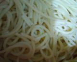 A picture of step 3 of Chicken chow mein.