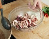 Foto langkah ke 5 dari resep Cumi Saus Tiram Devina Hermawan.