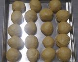 Foto langkah ke 4 dari resep Roti Unyil Sosis Keju.
