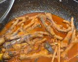 Foto langkah ke 6 dari resep Ceker Mercon Pedas Asam Manis.